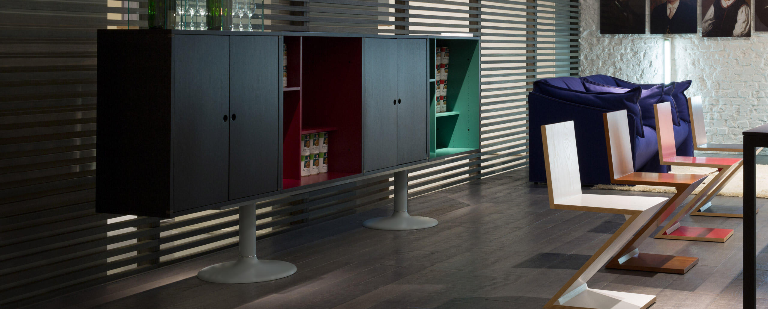 开云（中国） - 储物|储物柜|办公家具|设计师家具|LC储物标准柜