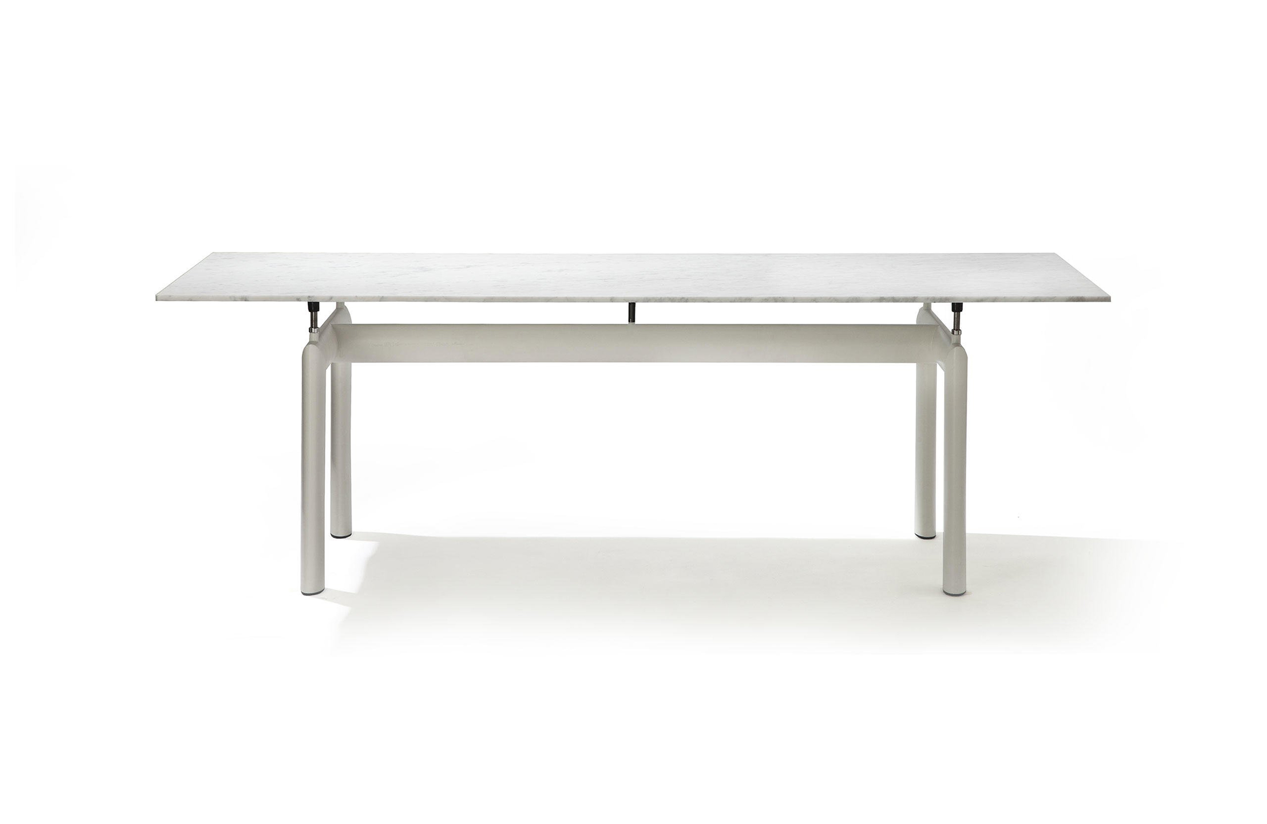 开云（中国） - 桌几|餐桌|办公家具|设计师家具|LC6餐台