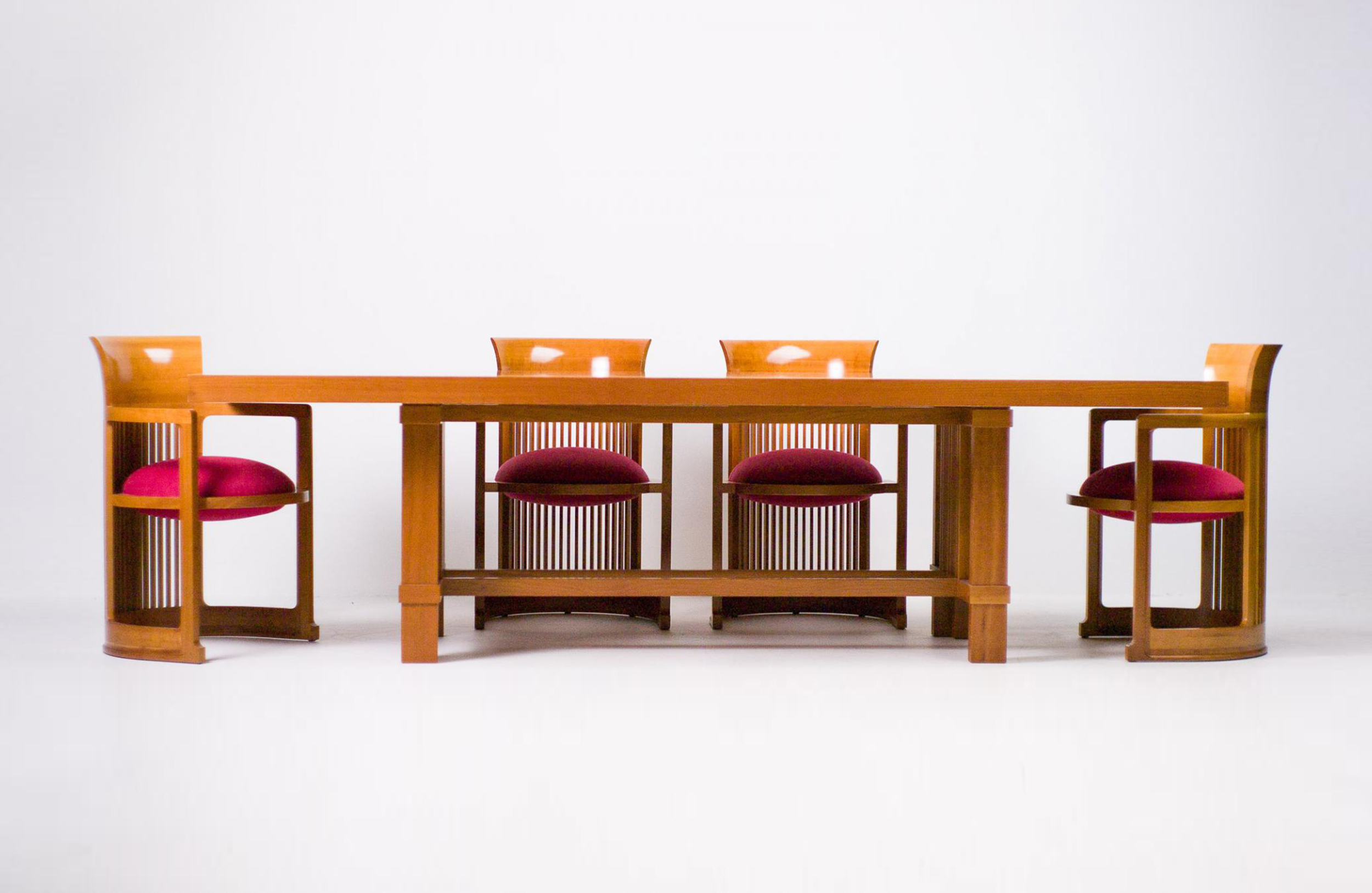 开云（中国） - 坐具|餐椅|办公家具|设计师家具|606筒塔利辛