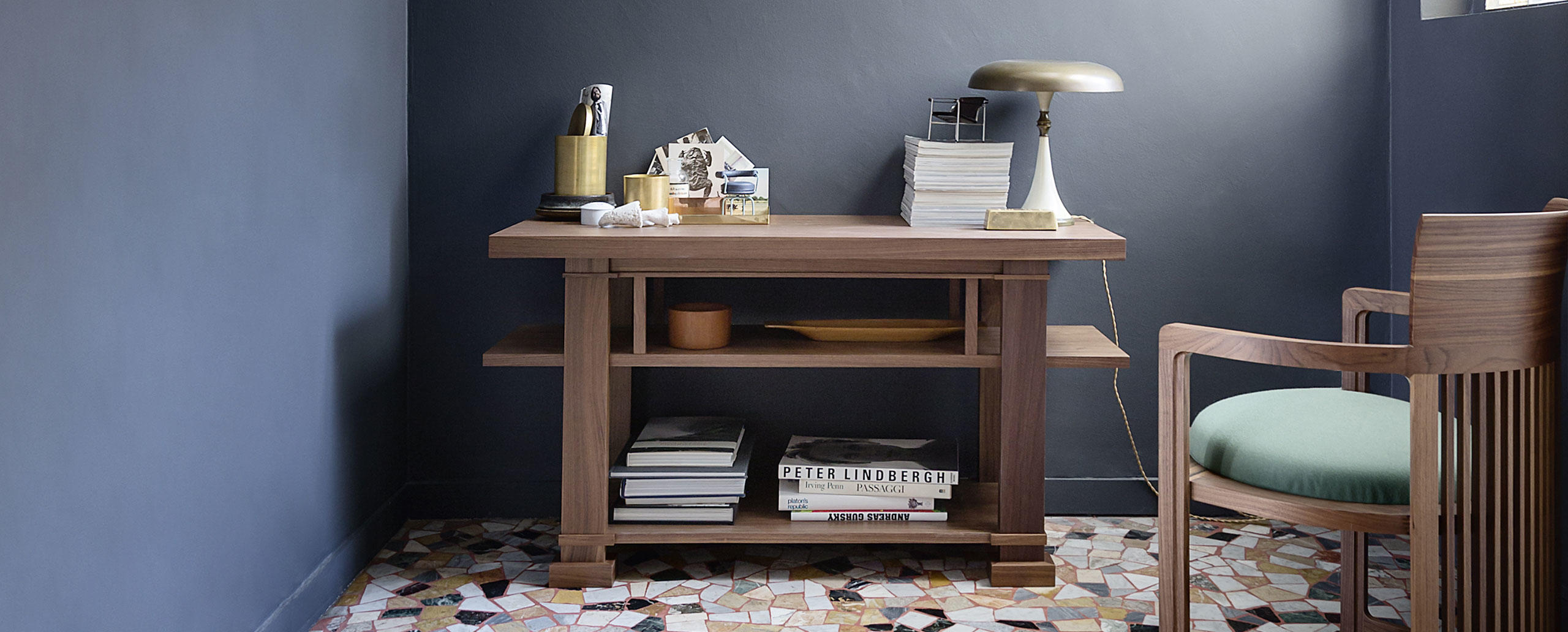 开云（中国） - 桌几|茶几/边几|办公家具|设计师家具|615胡塞尔桌