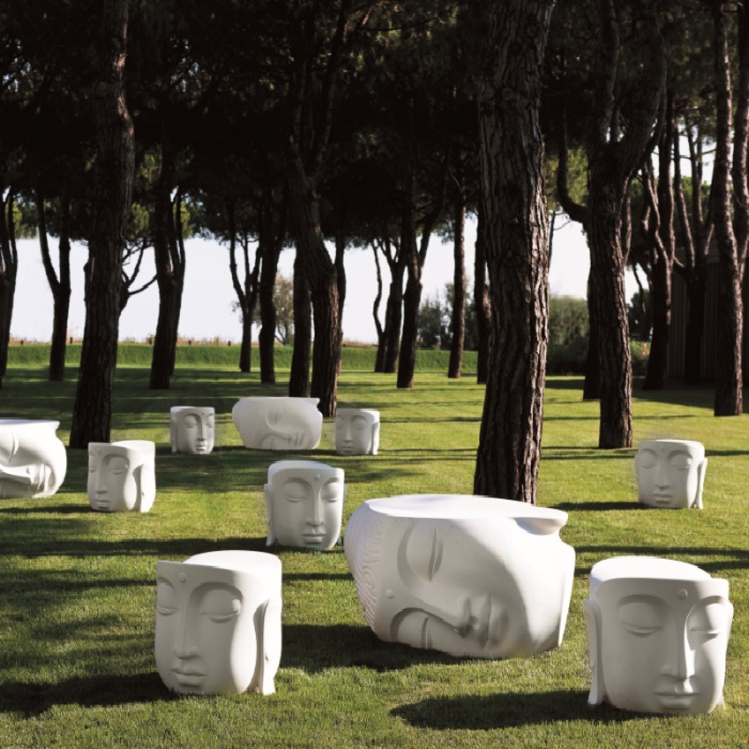 开云（中国） - 坐具|吧椅/凳子|办公家具|设计师家具|太平洋咖啡桌 & Beato墩