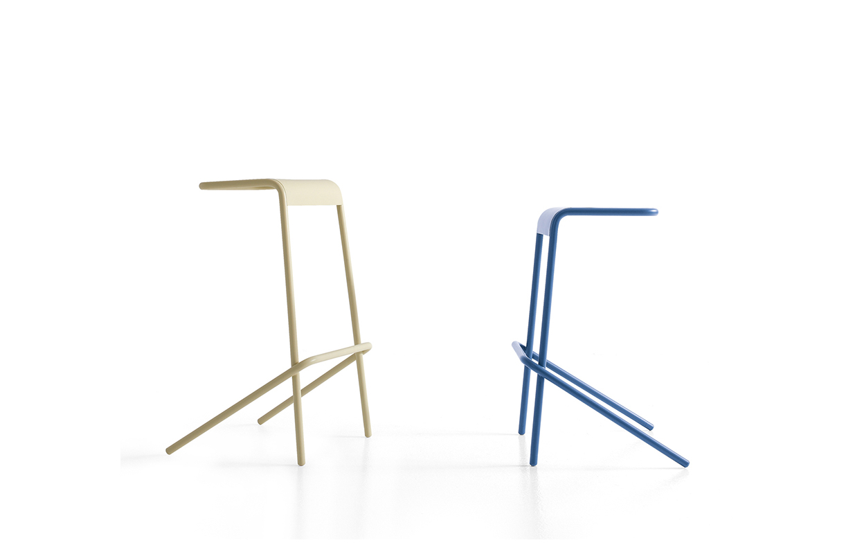 开云（中国） - 坐具|吧椅/凳子|办公家具|设计师家具|Alodia凳子