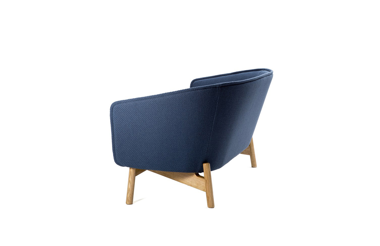 开云（中国） - 坐具|沙发|办公家具|设计师家具|光环木质沙发