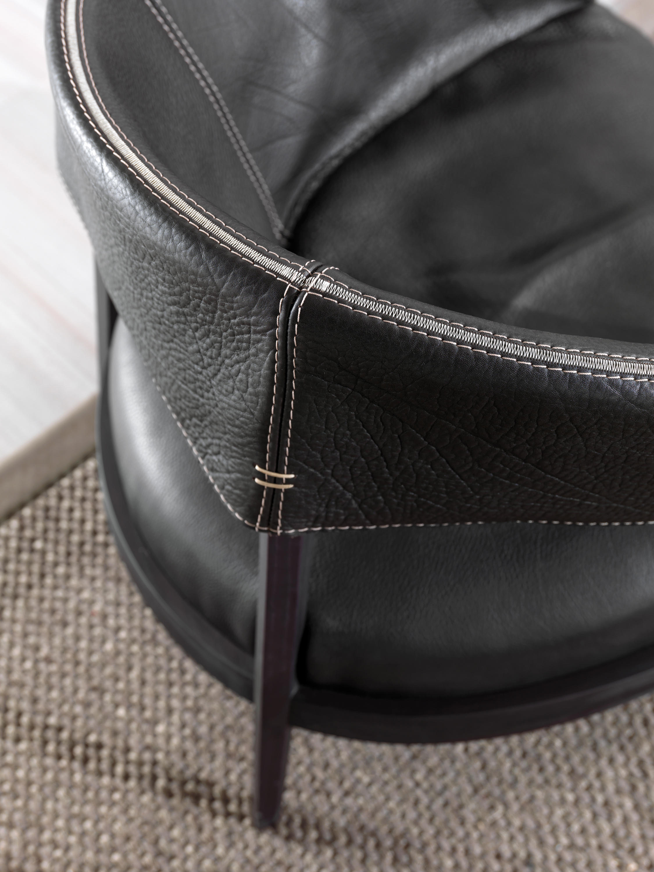 开云（中国） - 坐具|沙发|办公家具|设计师家具|伯顿沙发