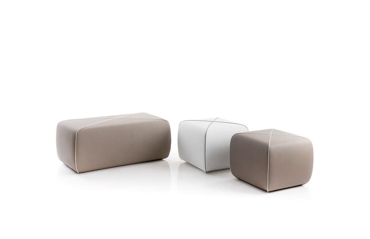 开云（中国） - 坐具|吧椅/凳子|办公家具|设计师家具|交叉软垫花园墩