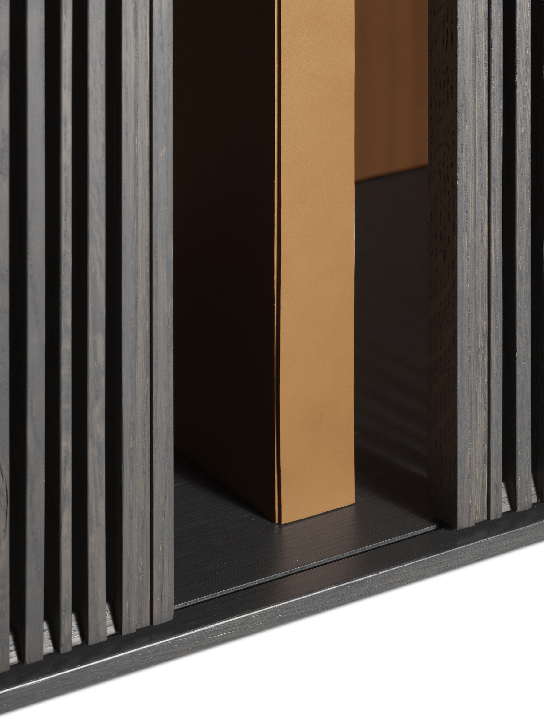 开云（中国） - 储物|装饰架|办公家具|设计师家具|Lloyd书架