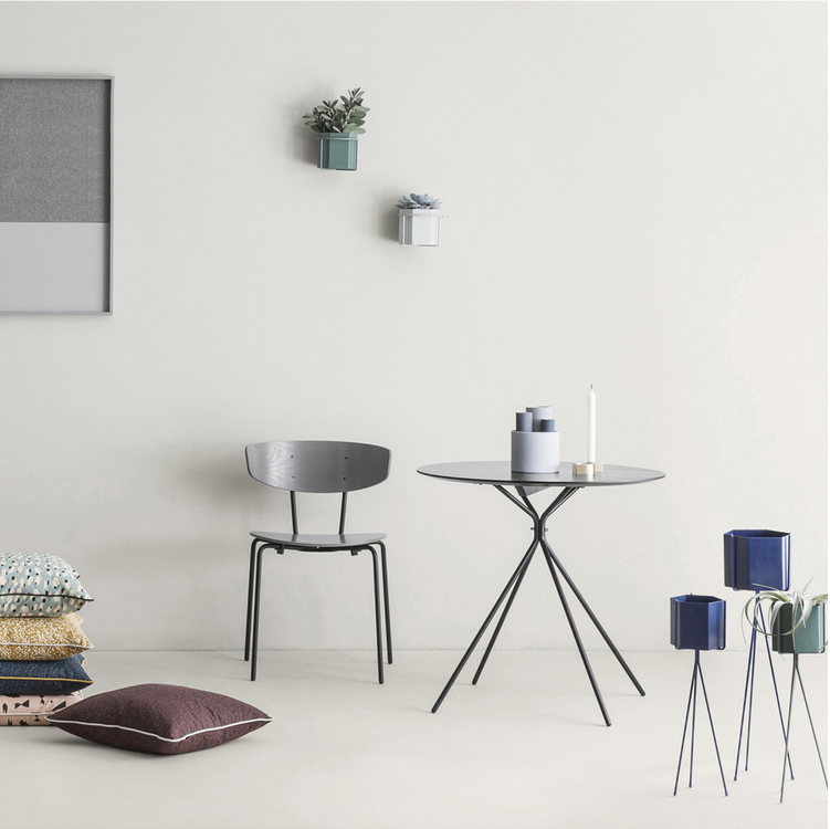 开云（中国） - 附件|花器|办公家具|设计师家具|六角花器