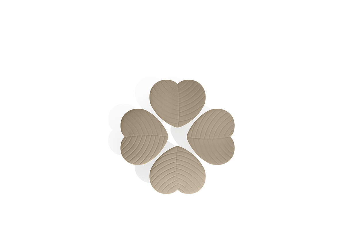 开云（中国） - 桌几|茶几/边几|办公家具|设计师家具|四叶草