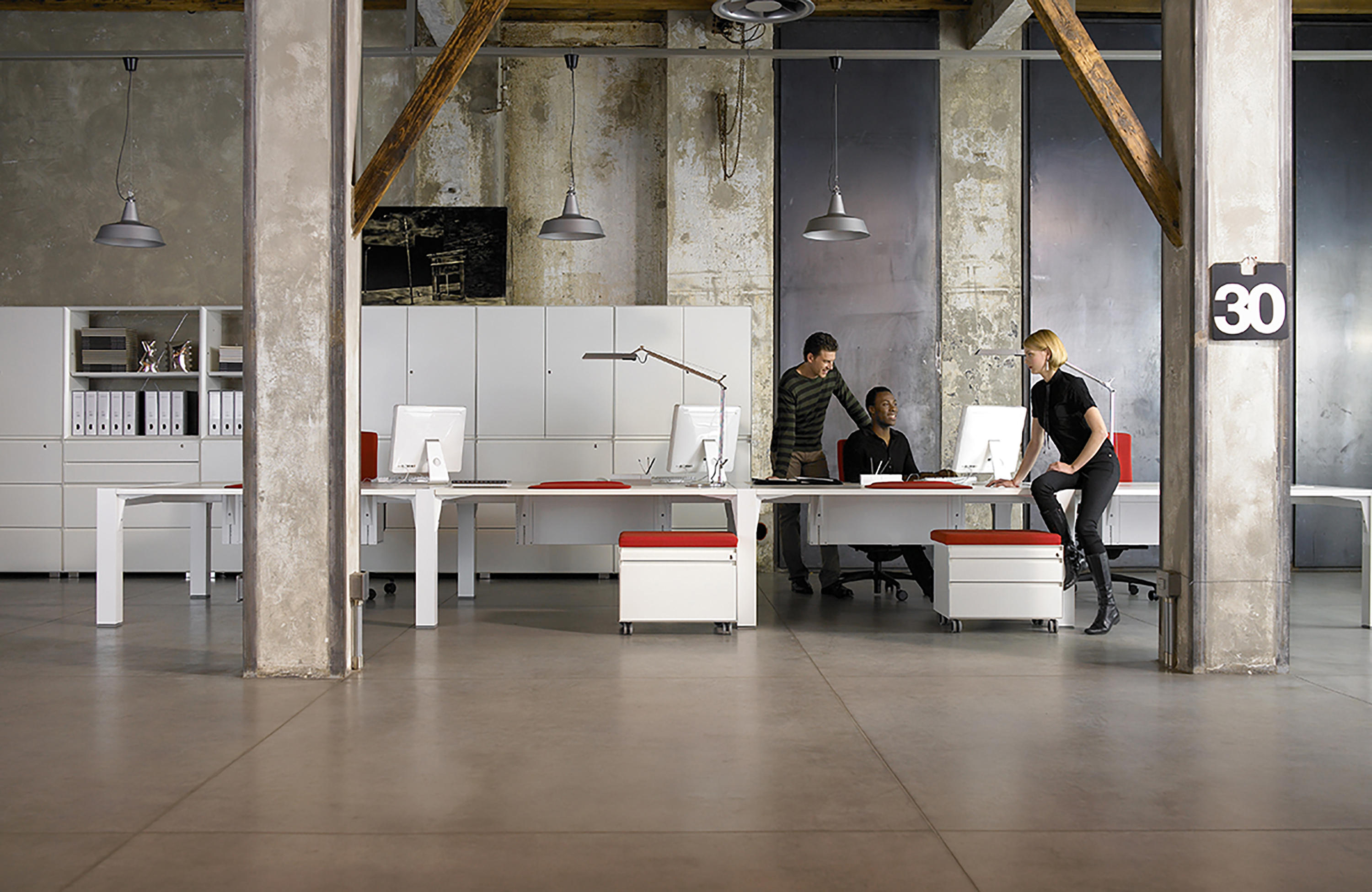 开云（中国） - 储物|装饰架|办公家具|设计师家具|漂亮步行者活动柜