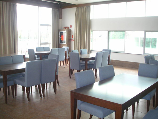 阿迪达斯adidas办公室装修工程案例