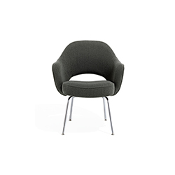 saarinen executive arm chair with wood legs CG-D039